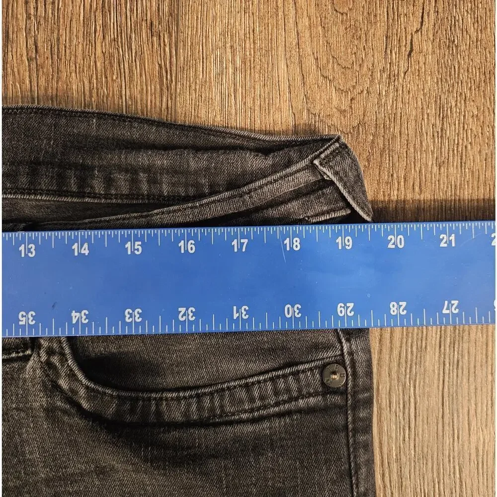 True Religion Jeans Mens 38 Black Fade Ricky Relaxed Straight Pockets Stretch